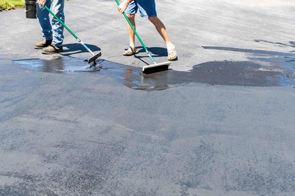 When Should You Sealcoat a New Asphalt Driveway?